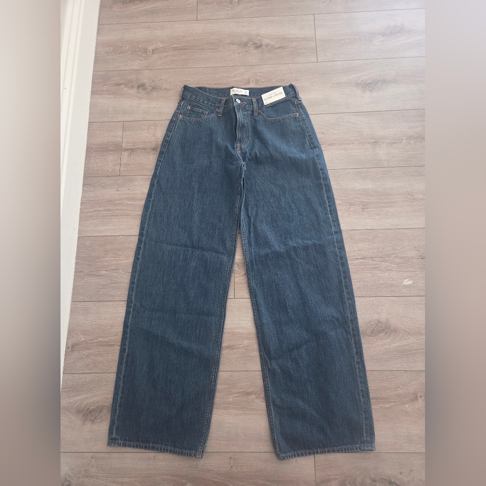 Abercrombie & Fitch Low Rise Ultra Loose Indigo Jeans